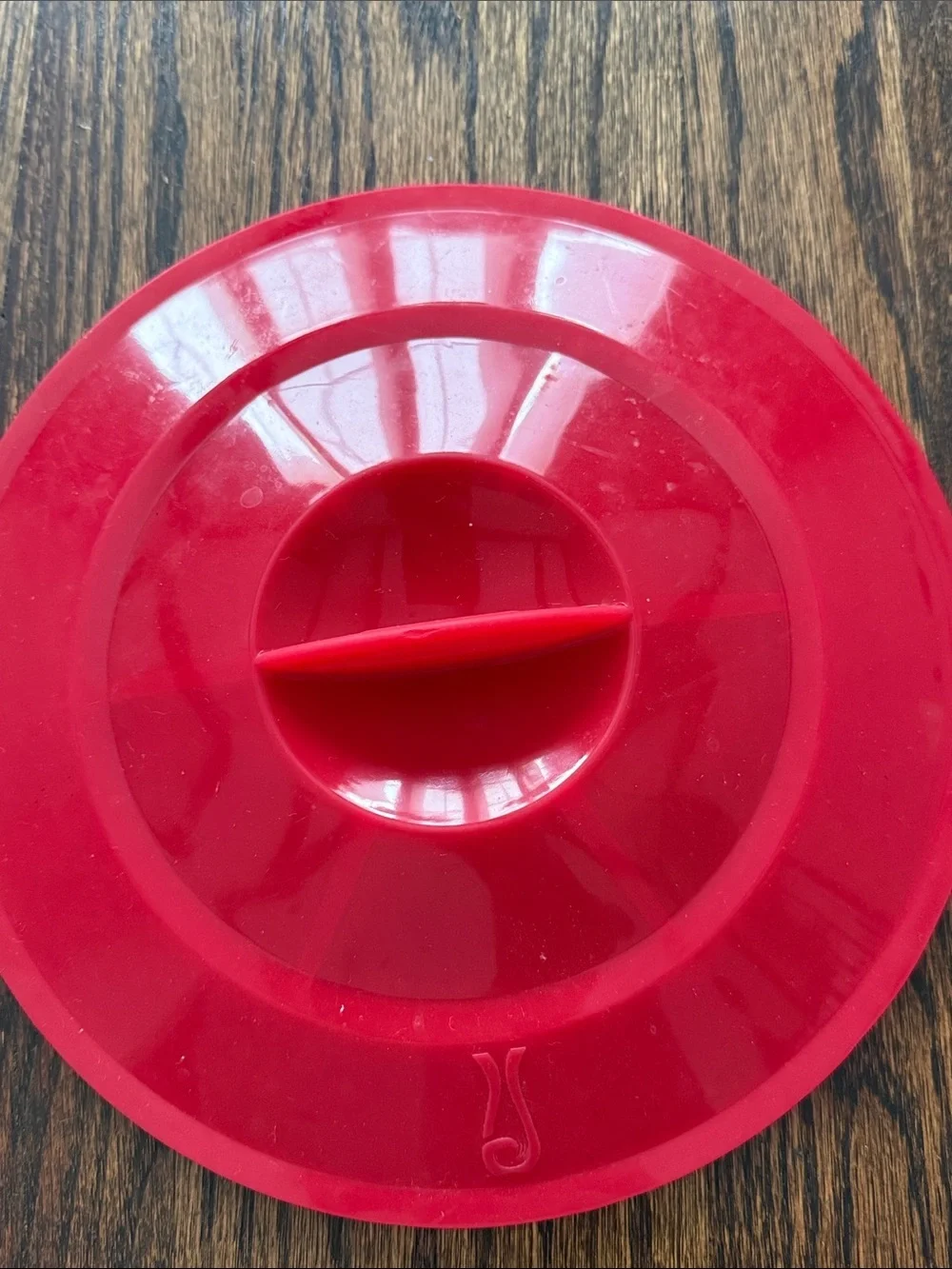 Xtrema Red Silicone Lid with Handle
